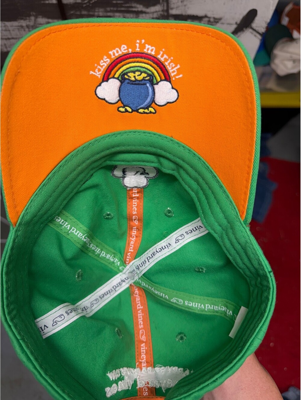 st pattys day vineyard vines kiss me im irish hat
